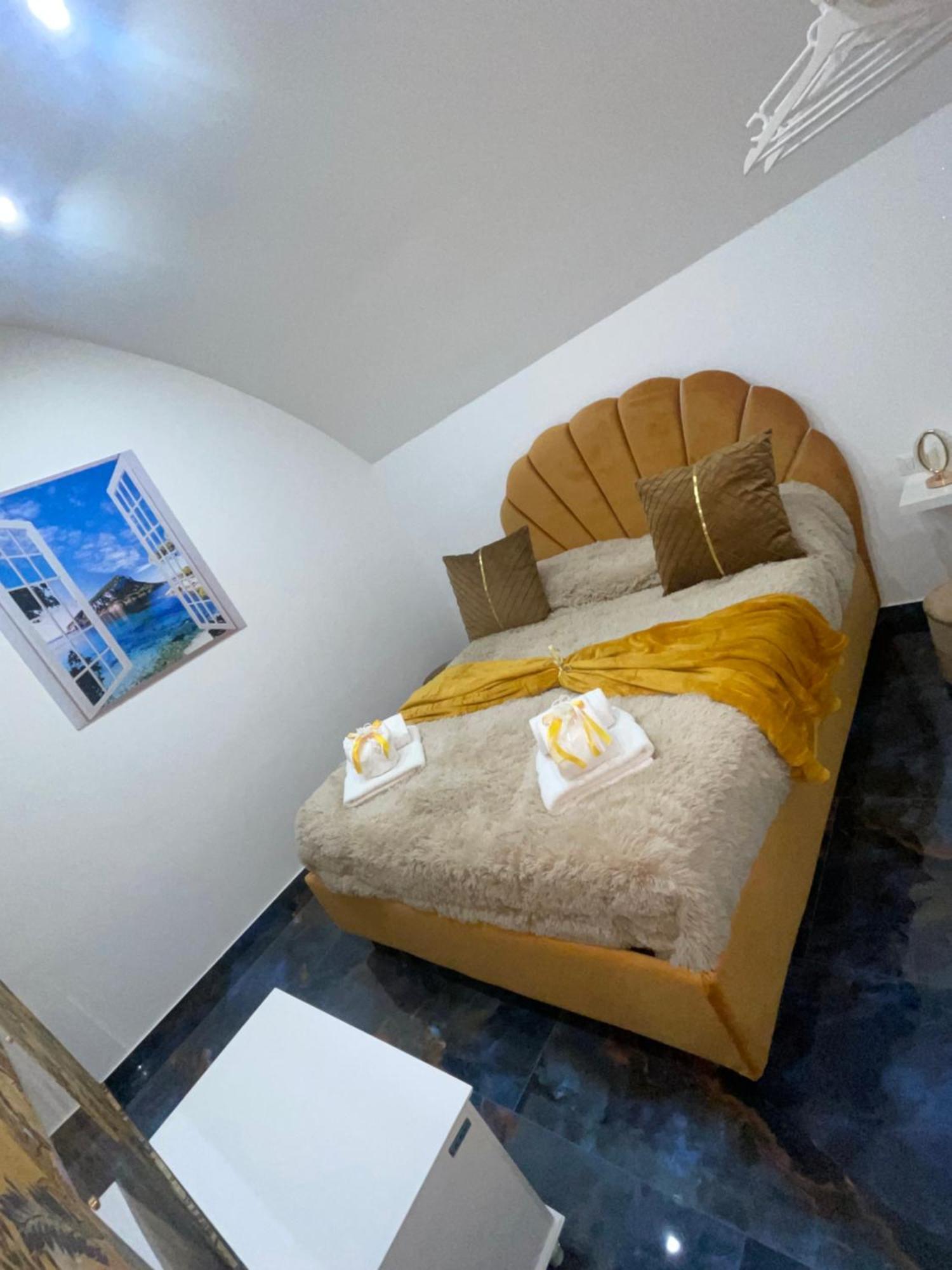 Alex Mary Home نابولي المظهر الخارجي الصورة